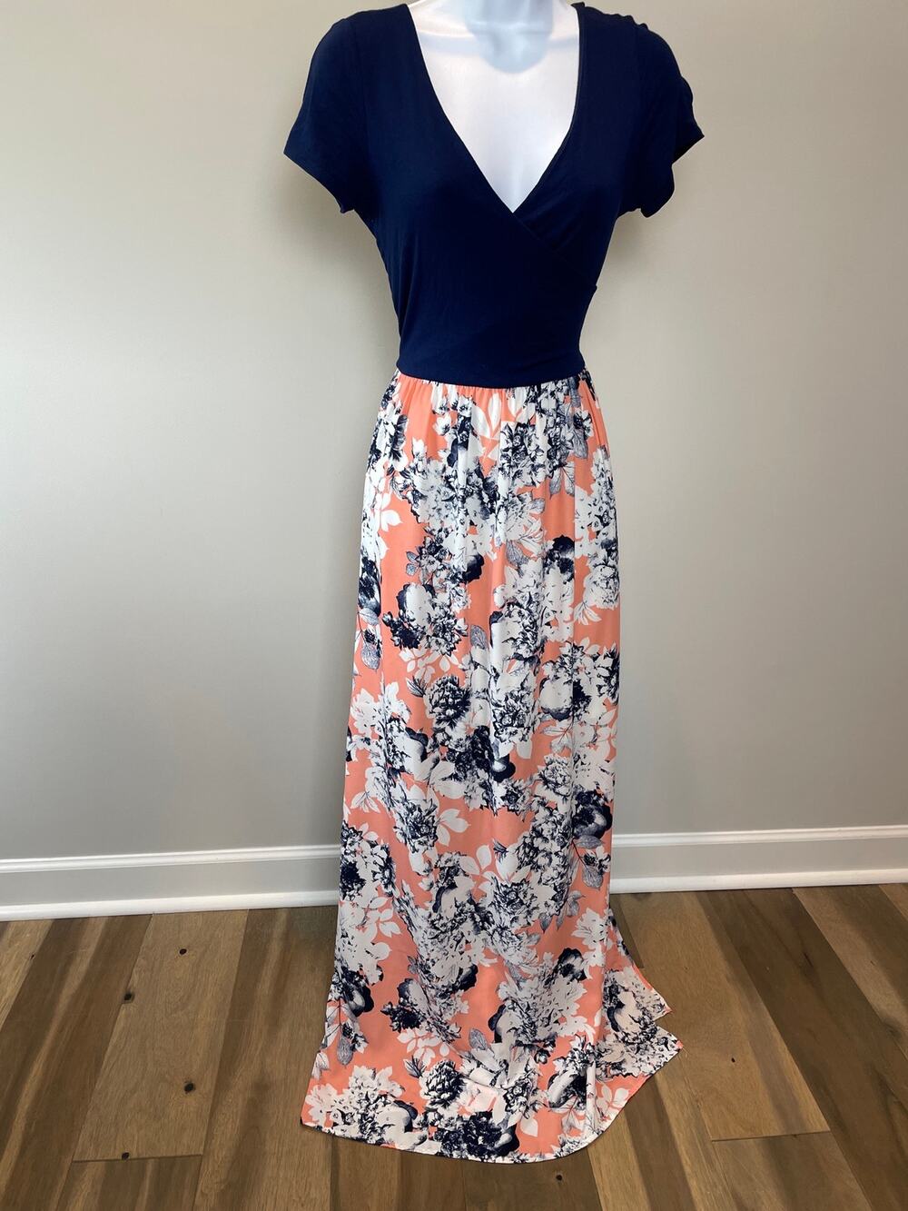 Gilli Mixed Fabric Maxi Dress Size M Knit Top Chambray Floral Slit Made in USA